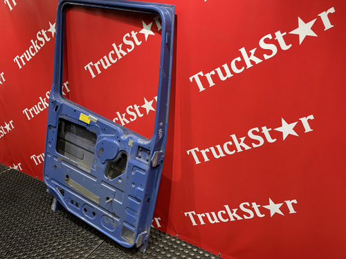 Дверь левая каркас