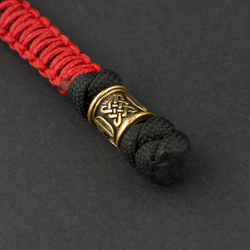 Темляк черный с красным микрокордом