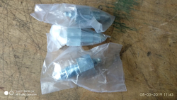 Клапан натяжителя гусеницы 81NB-14240