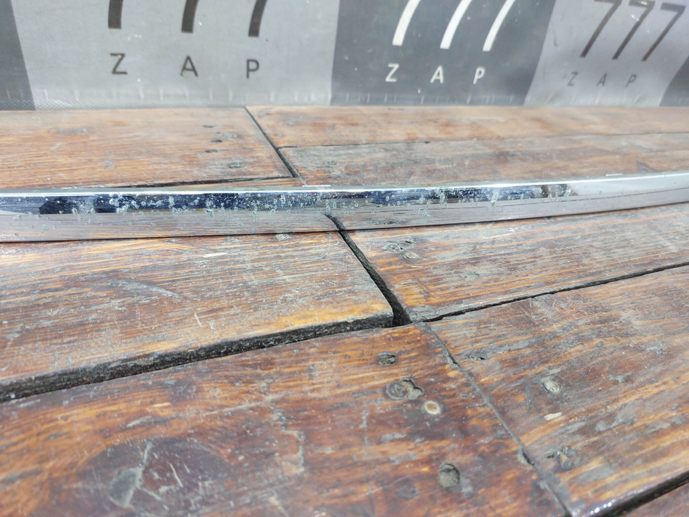 Накладка крышки багажника Hyundai i40 (VF) 11-19 Б/У Оригинал 873723Z300