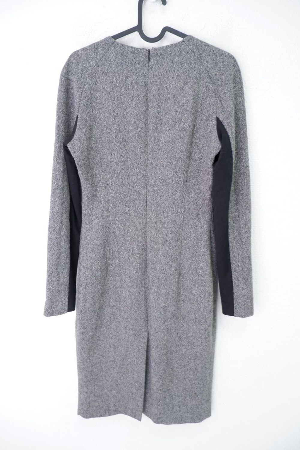 Платье Vassa&Co с шерстью 42 размер