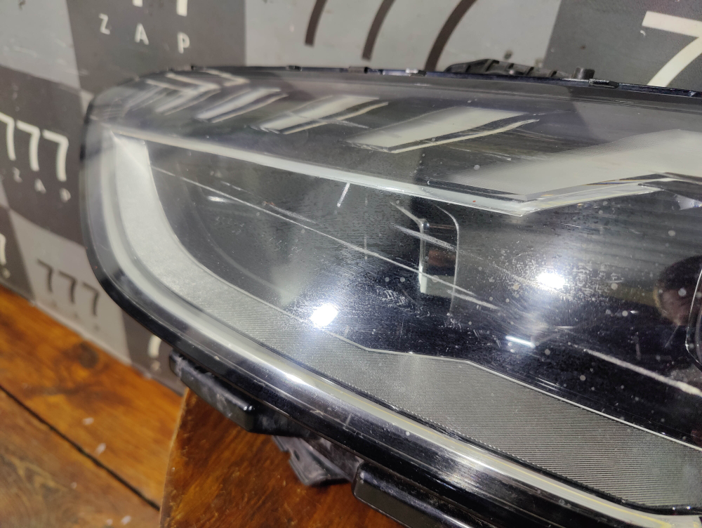 Фара левая LЕD Audi A4 (B9) 19-нв Б/У Оригинал 8W0941033D