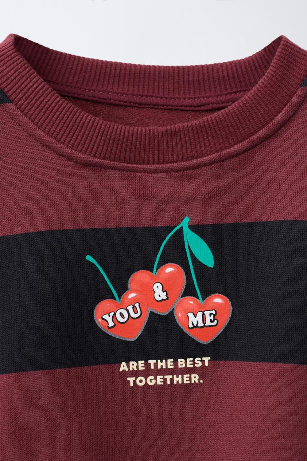 ZARA ТОЛСТОВКА В ПОЛОСКУ С ВИШНЯМИ, БУРГУНДИ