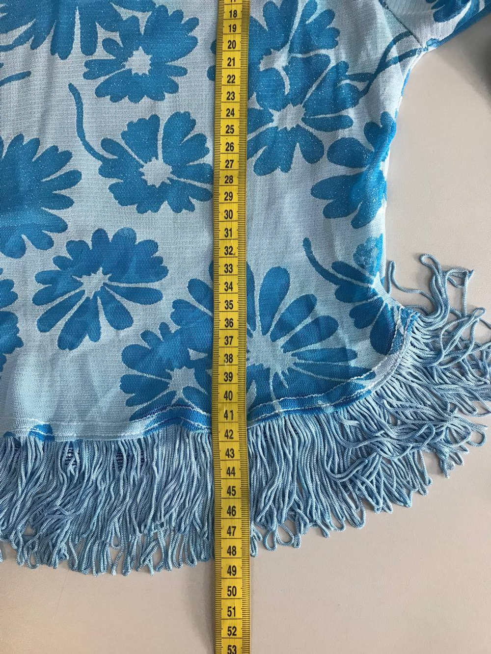 Блузка нежного цвета, визуально на 44 размер