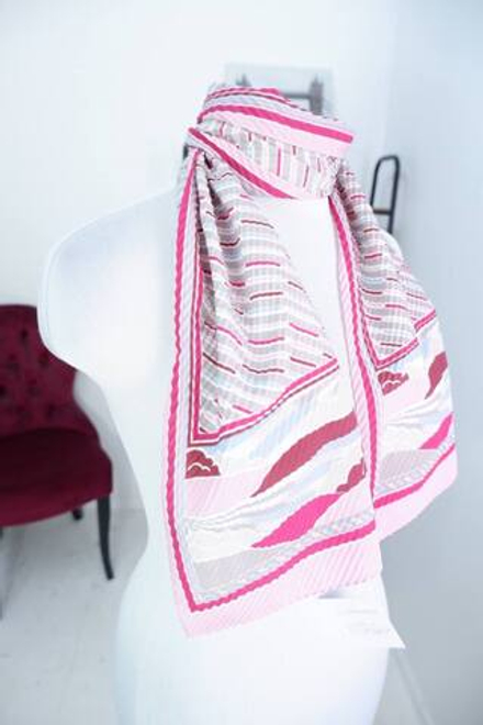 Шарф с рисунком