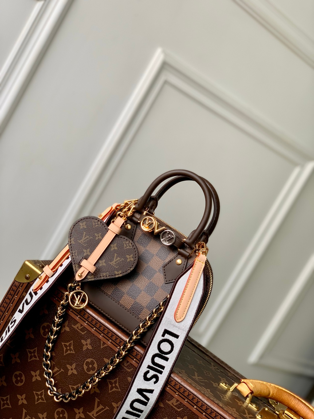 Louis Vuitton Nano Alma
