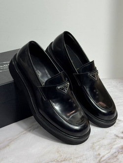 Лоферы Prada