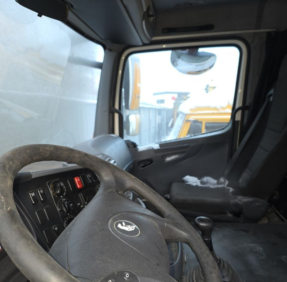 КамАЗ 65206 6x4 Седельный тягач 65206-T5 (Дизельный, 12,0 л, 428 л.с., МТ)