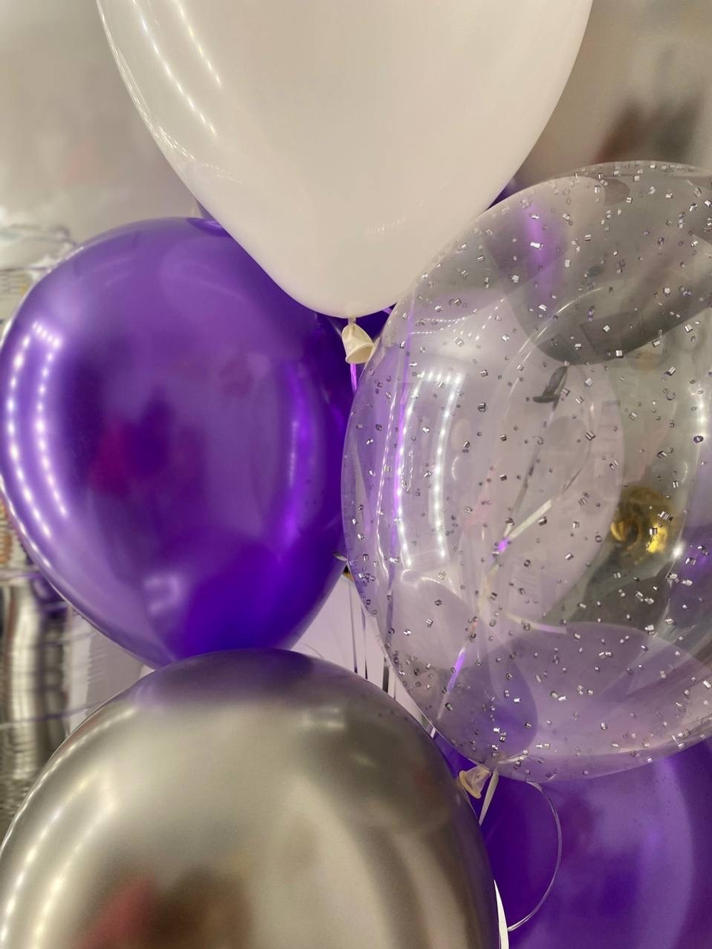 Набор воздушных шаров для девочки белый/фиолетовый  №1055