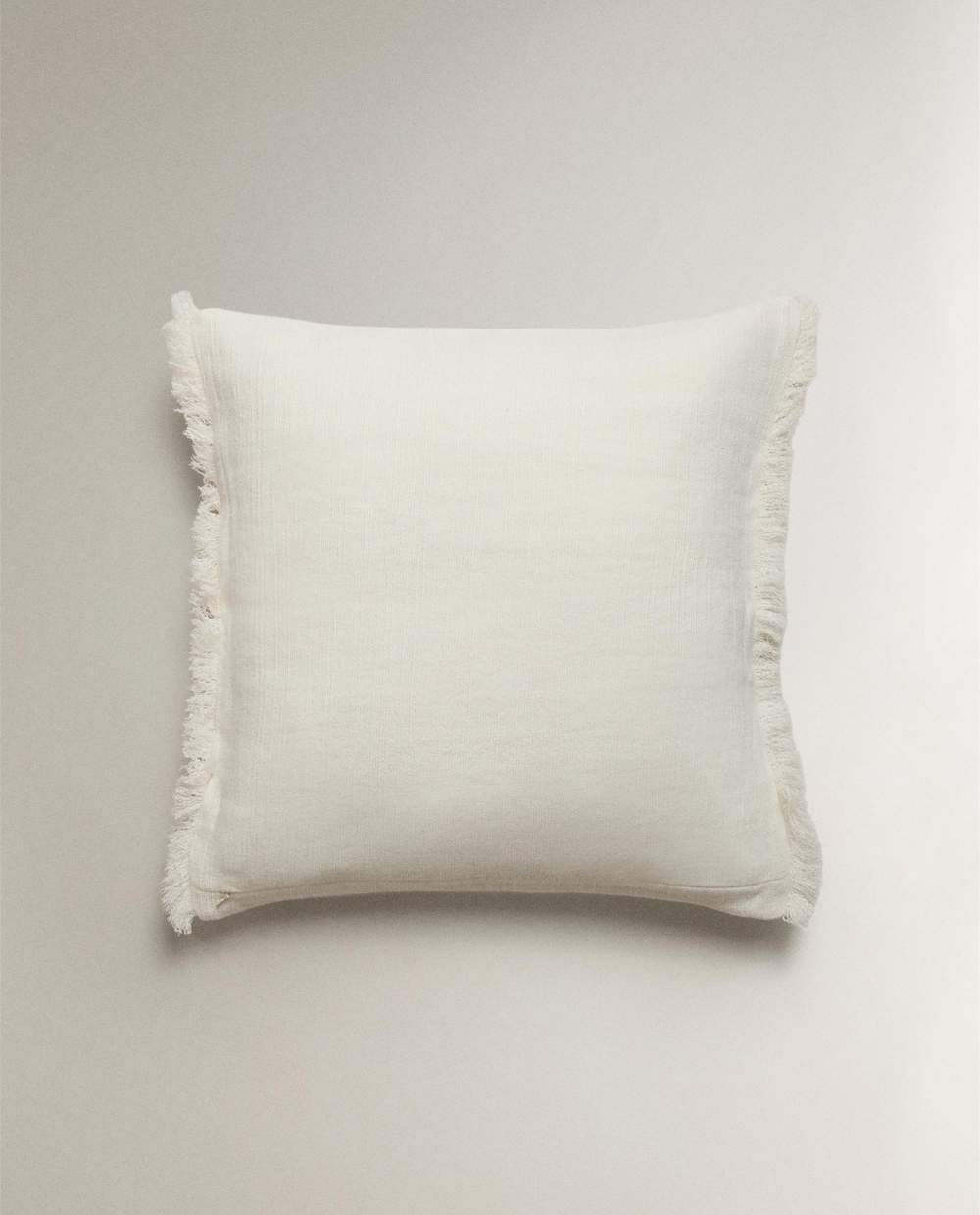 Zara Home наволочка декоративная из льна, экрю · 6350/008