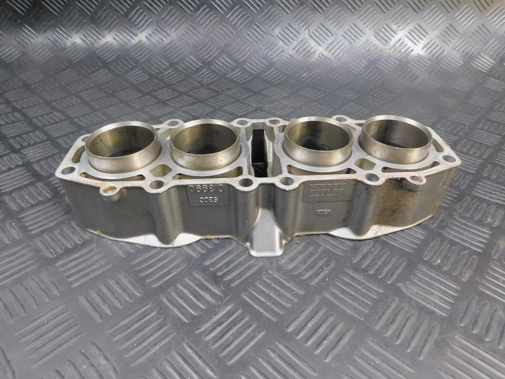 Цилиндры Kawasaki ZZR 400 98 053056