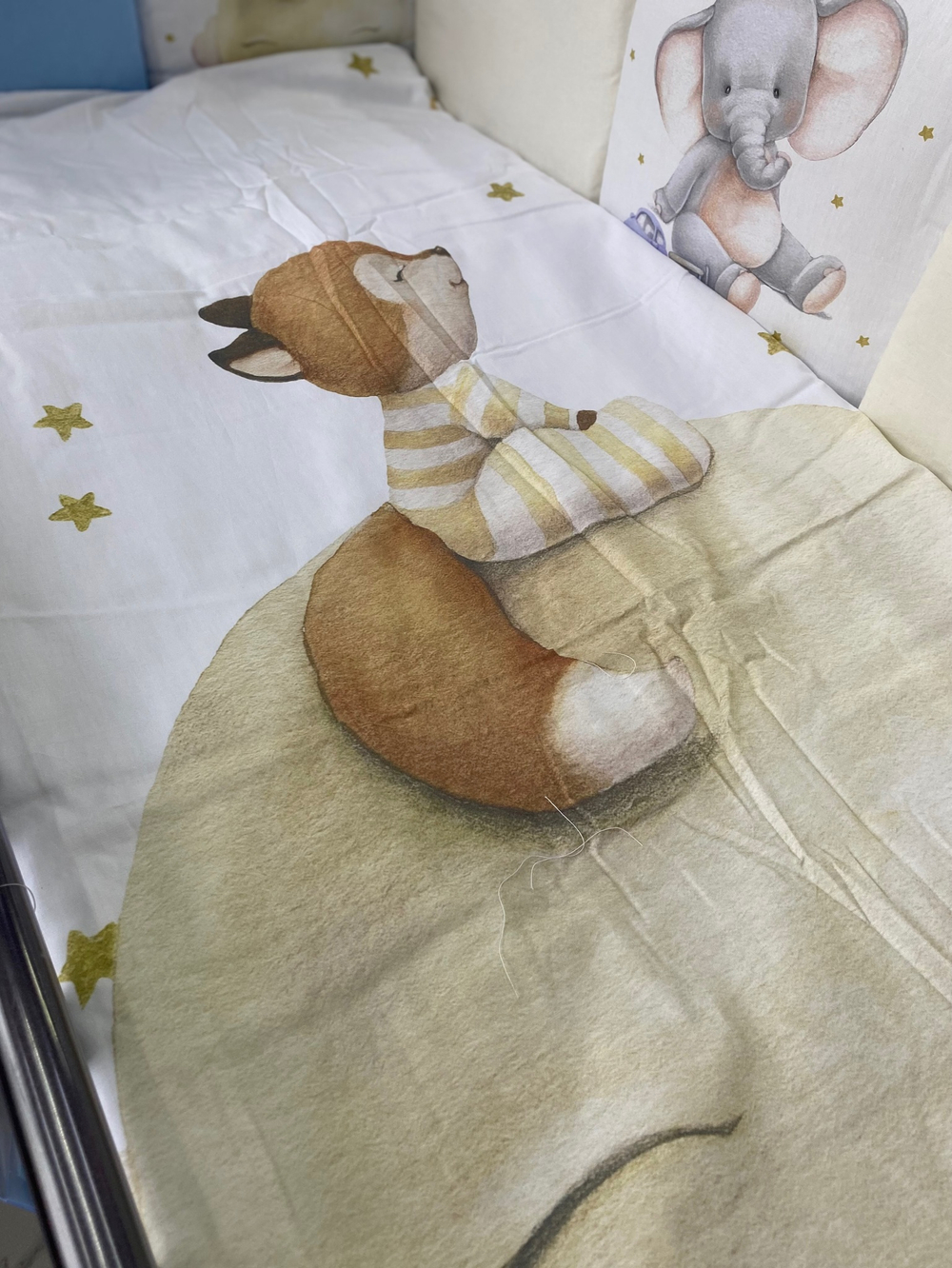 Комплект в кроватку 6-ти предметный (подушечки 17 предметов), "Лисенок на Луне" поплин