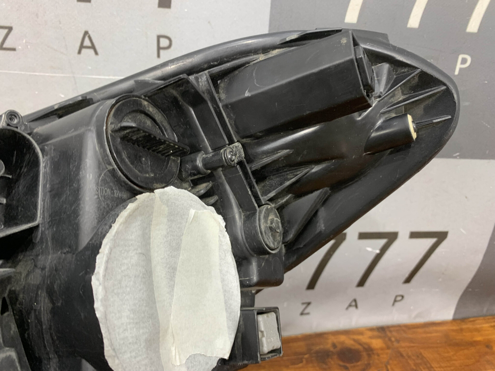 Фара правая галоген Hyundai Tucson 3 (TL) 15-18 Б/У Оригинал 92102D7000