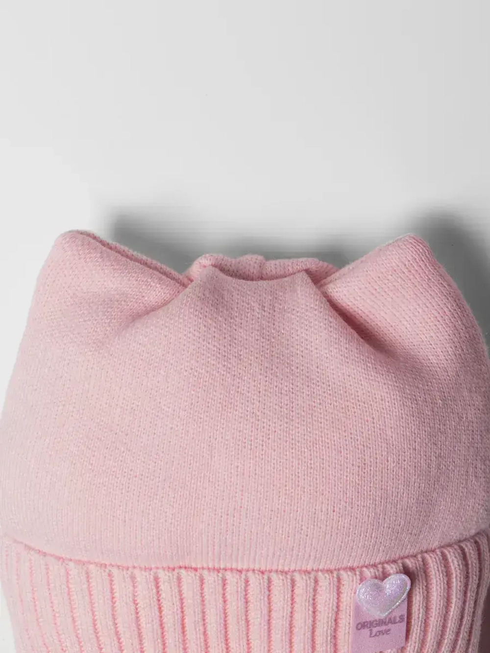 Шапка для девочки на осень