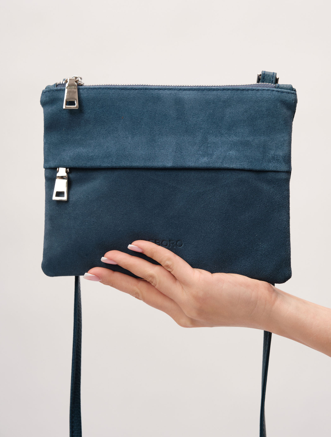 Кросс-боди сумка Deboro 3017 синяя волна велюр