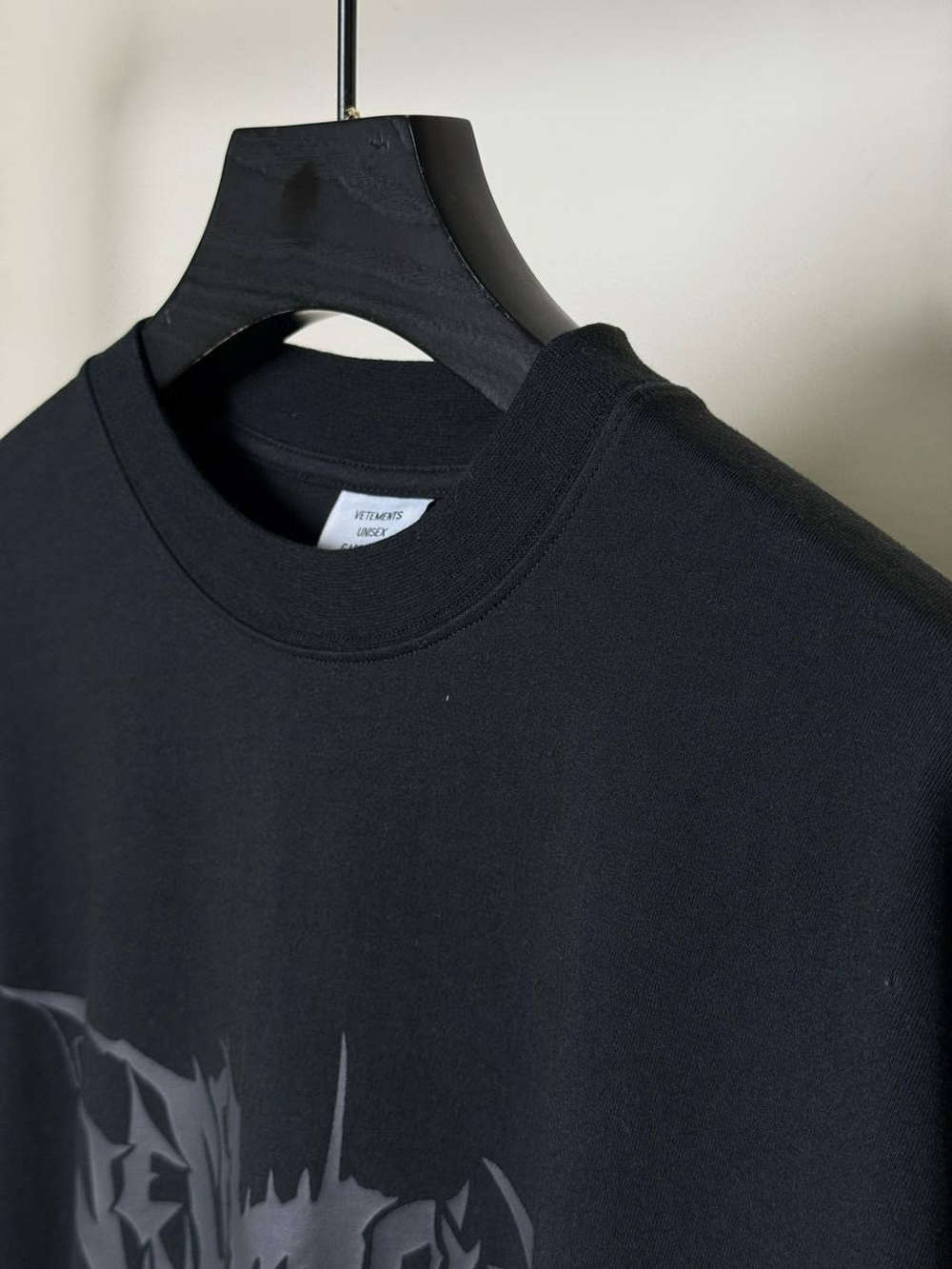 Футболка Vetements