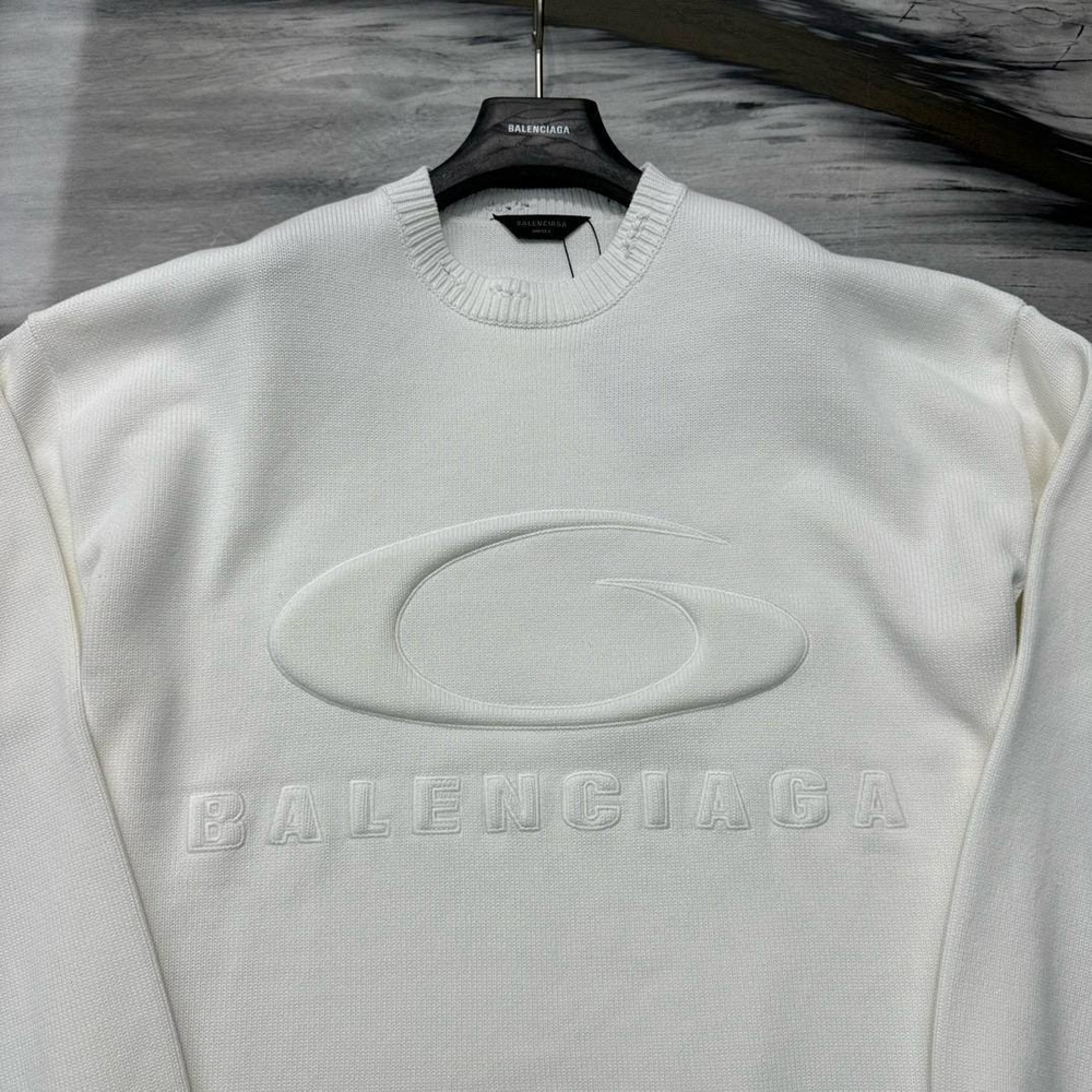 Свитер Balenciaga