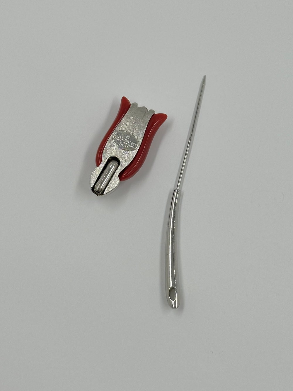 Брошь булавка Тюльпан Givenchy 1978 год