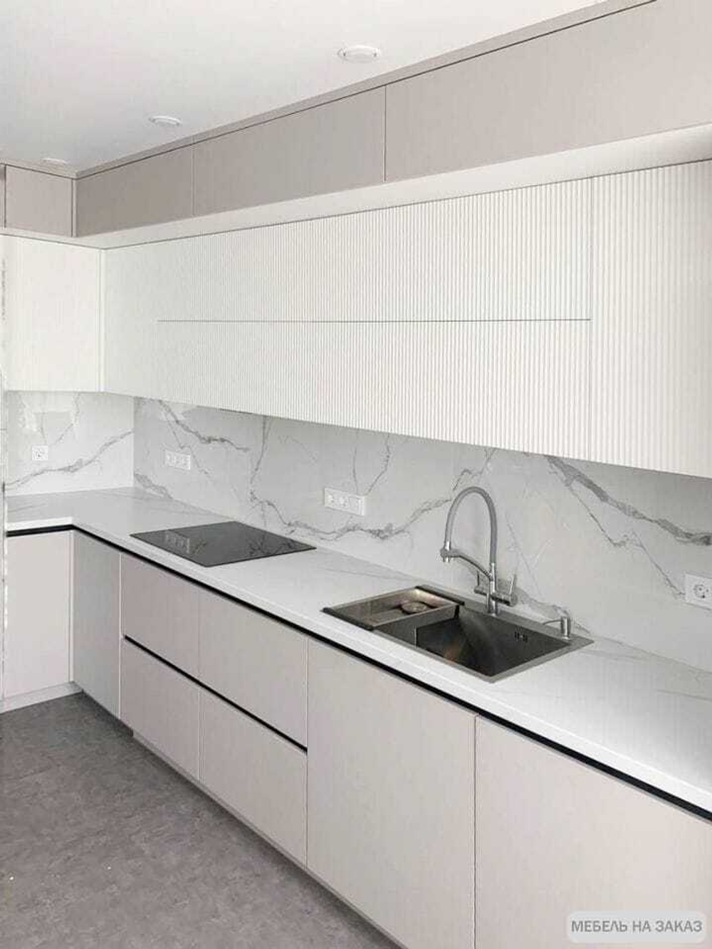 Кухня с антресолями на заказ