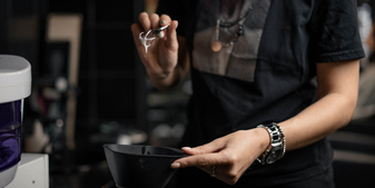 Как правильно окрашивать отросшие корни