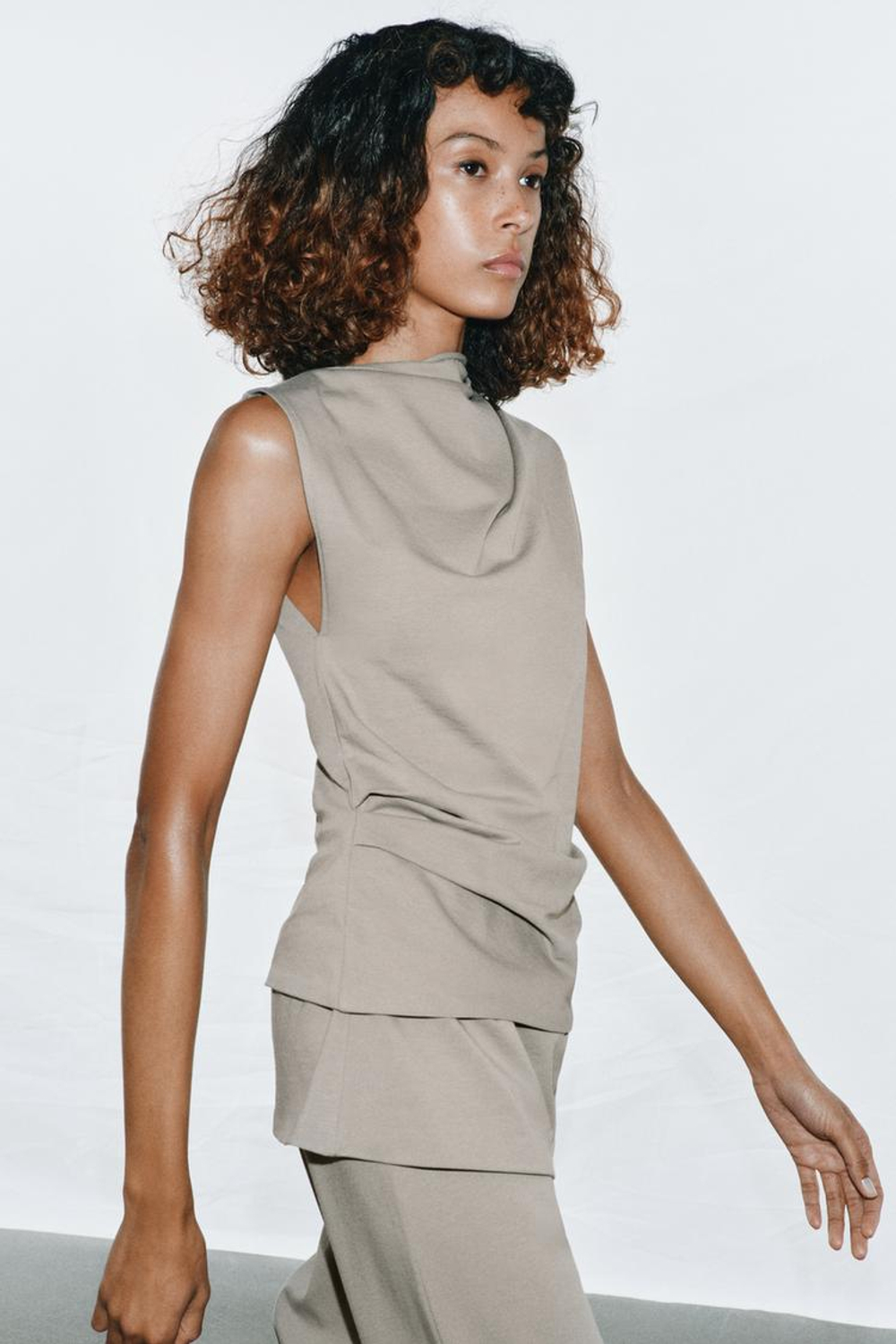 ZARA ТОП ИЗ ХЛОПКА С ДРАПИРОВКОЙ, СЕРО-СИНИЙ