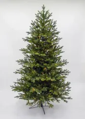 Ель Ирландская с лампочками 260 см., 504 LED лампы, литая хвоя+пвх, Black Box (74400)