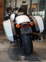 Sport Glide™ Harley-Davidson® Softail®  2021 - Stone Washed White Pearl