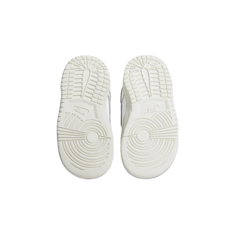 Детские кроссовки Nike Dunk Low 'White Phantom Silver' FB9107-109