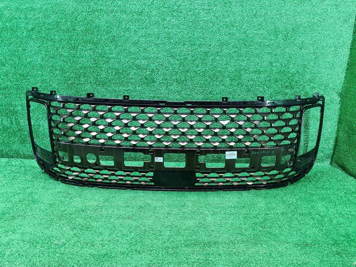 Решетка радиатора Hyundai Staria (2021-н.в.)