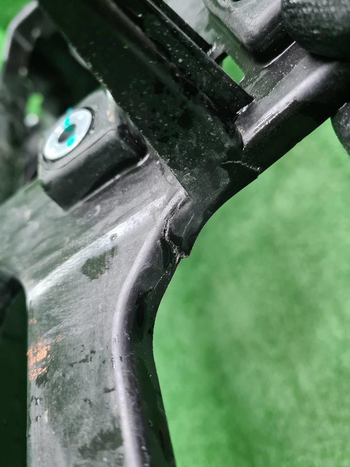 Телевизор Lixiang L9 (2022-н.в.)