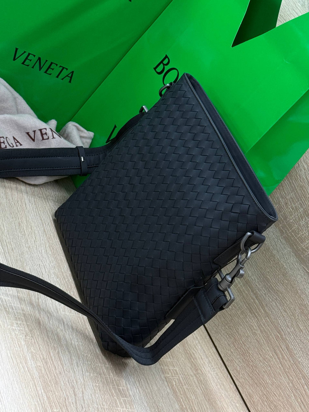 Сумка-мессенджер Bottega Veneta