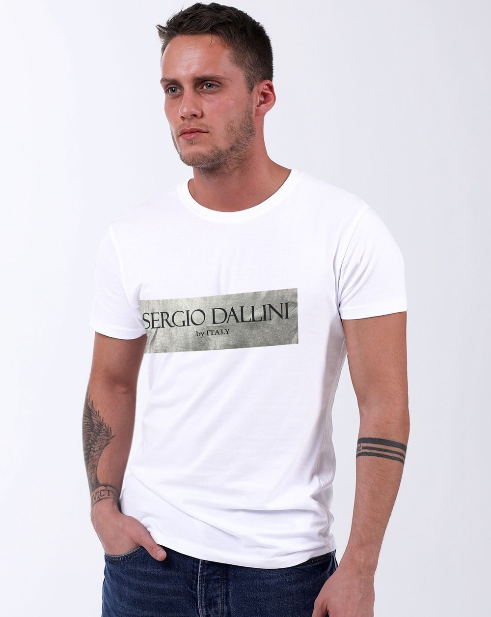 Мужская футболка с брендированным принтом на груди (Размер: M) (Цвет: темно-серый)