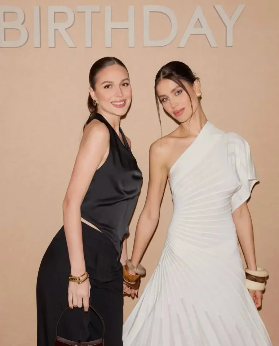 Браслет из смолы квадратной формы в розовом цвете