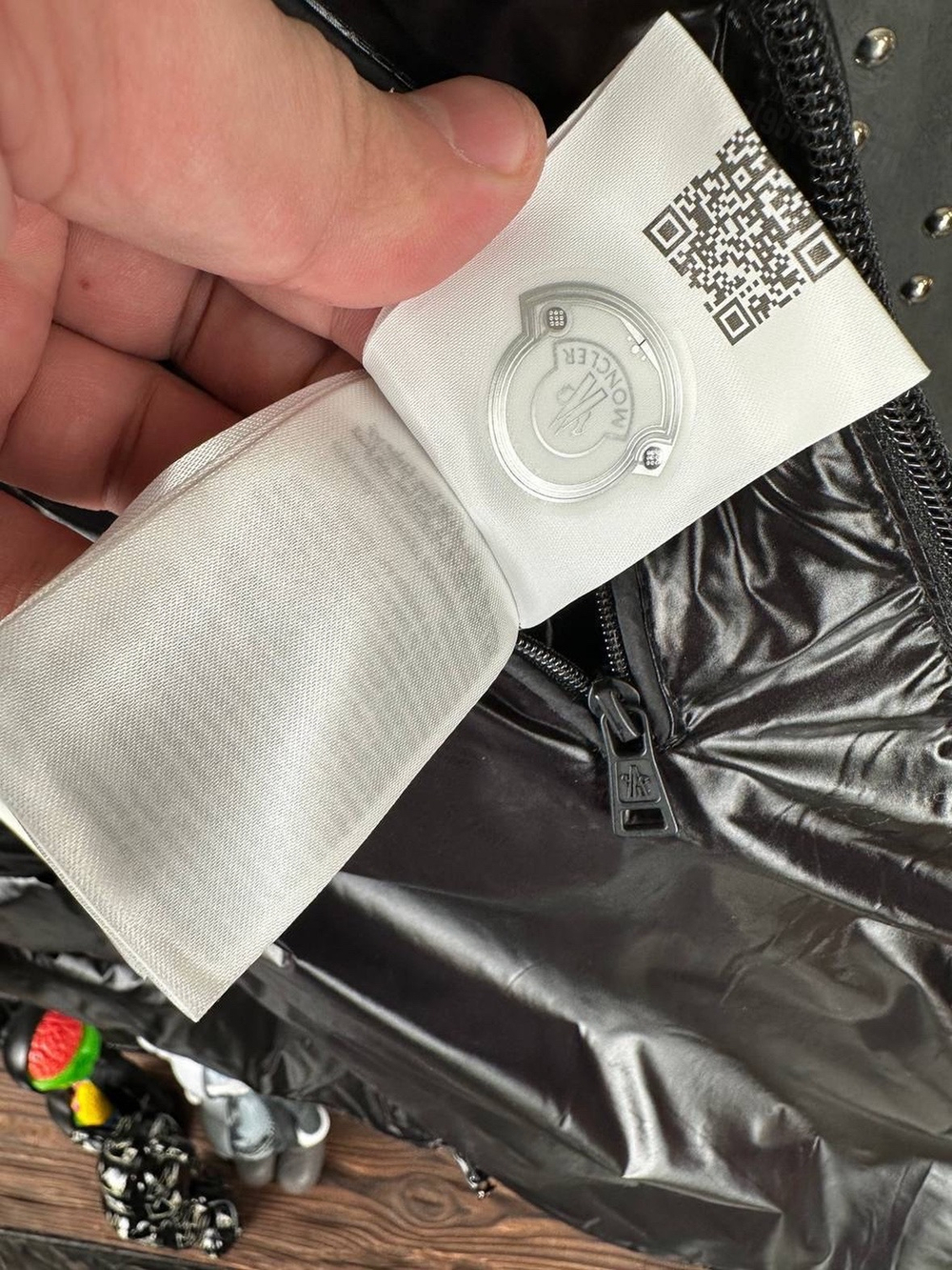 Пуховик Moncler