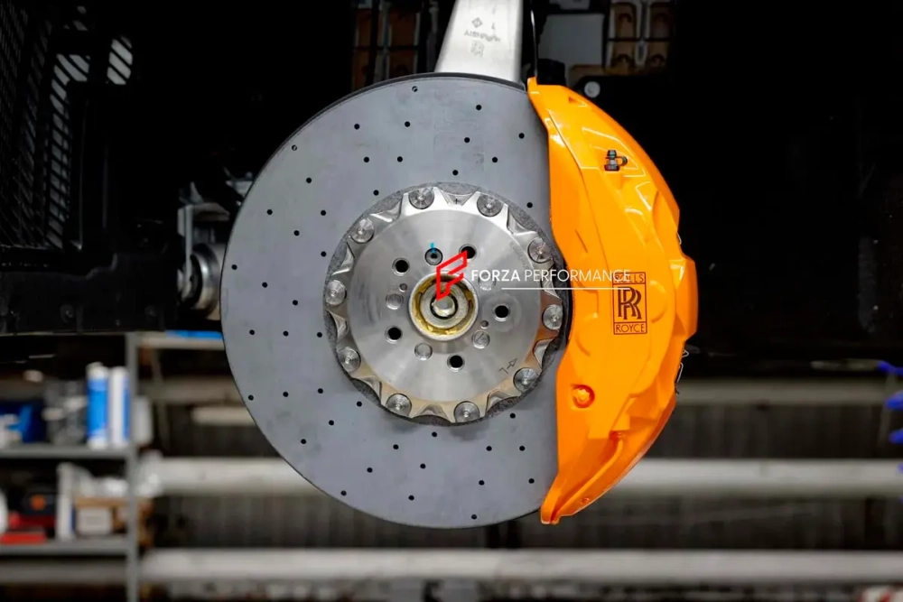 КАРБОН КЕРАМИЧЕСКАЯ УСИЛЕННАЯ ТОРМОЗНАЯ СИСТЕМА ДЛЯ ROLLS-ROYCE CULLINAN 2 Серии 2024+ Роллс Ройс