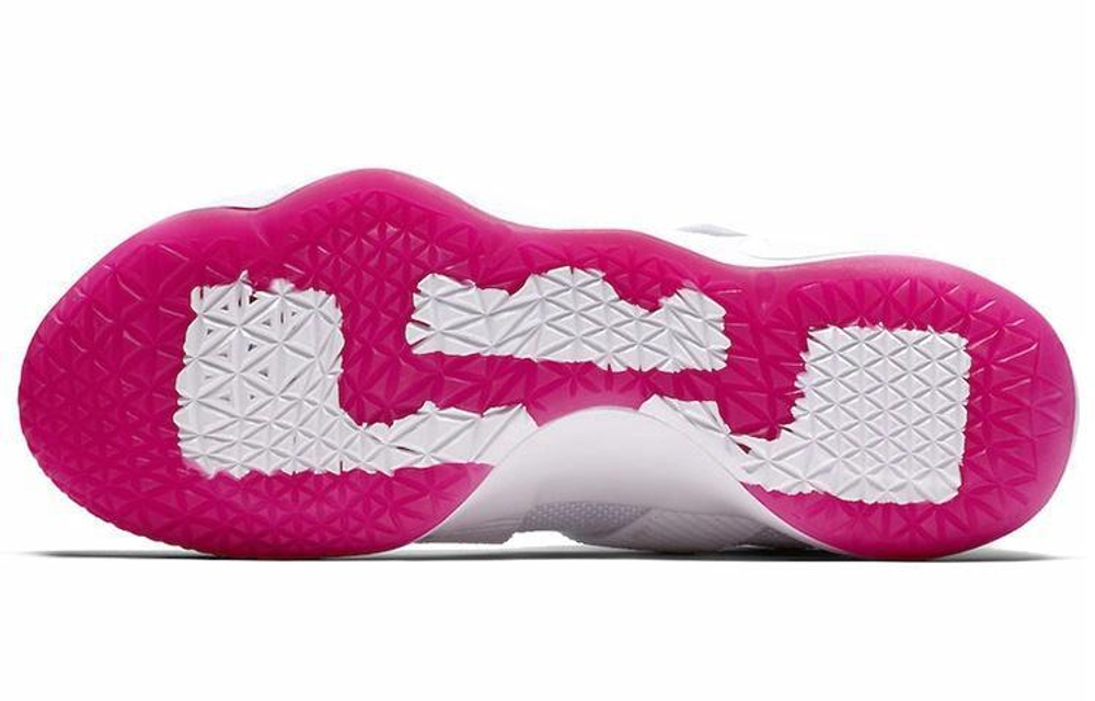 Кроссовки Nike Zoom Soldier 11 Kay Yow 11