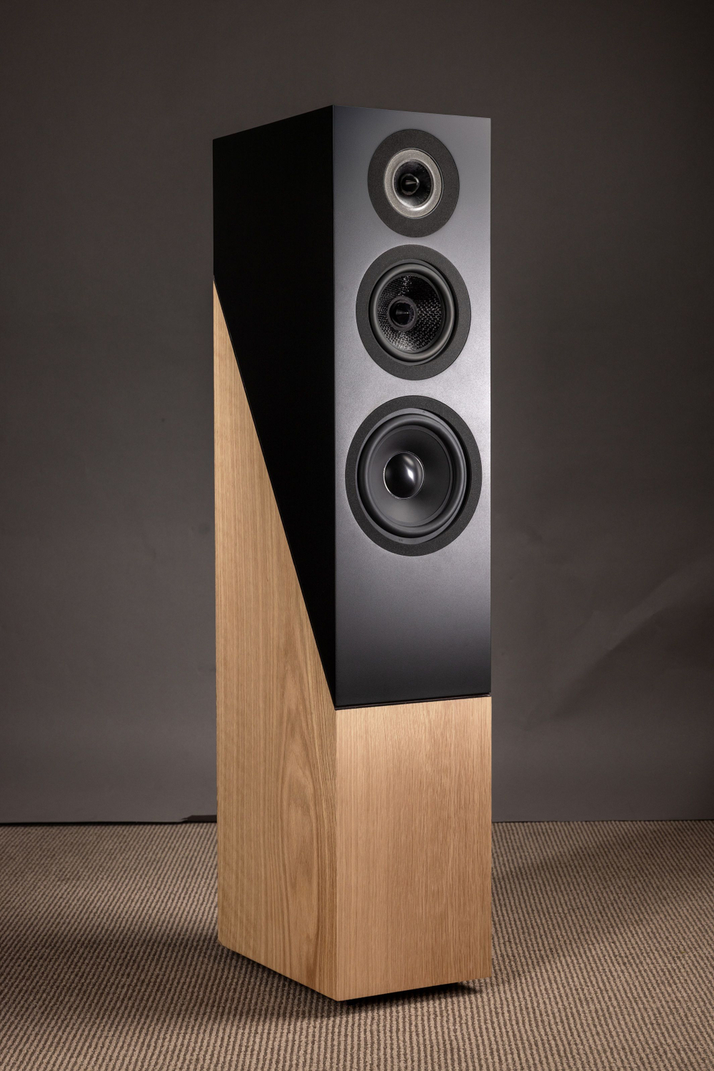 Напольная акустика Davis Acoustics The Pledge