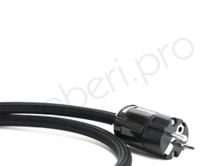 Кабель питания для подключения высококачественной аудиотехники и видеотехники
