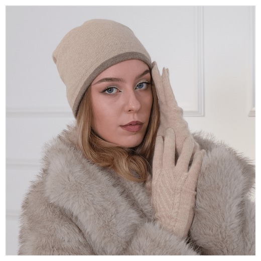Шапка из кашемира «Волшебное прикосновение»