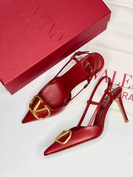 Босоножки Valentino