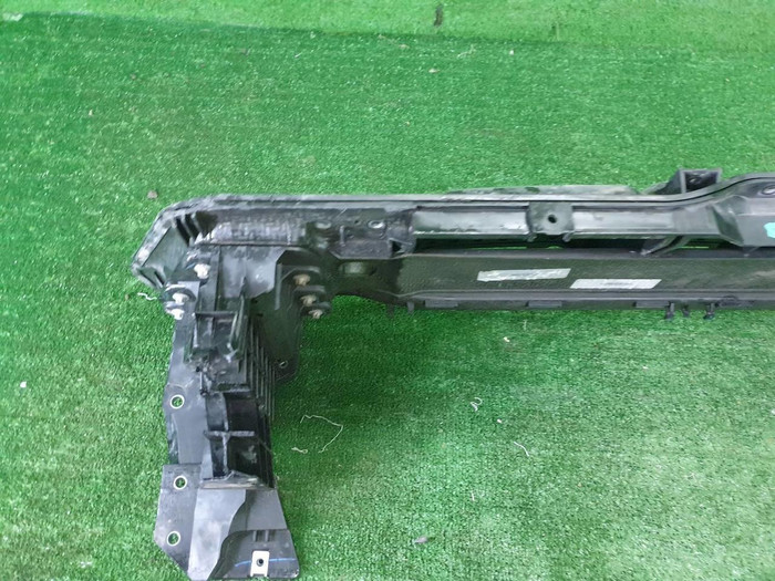 Телевизор Mercedes GLS x167 (2019-н.в.)