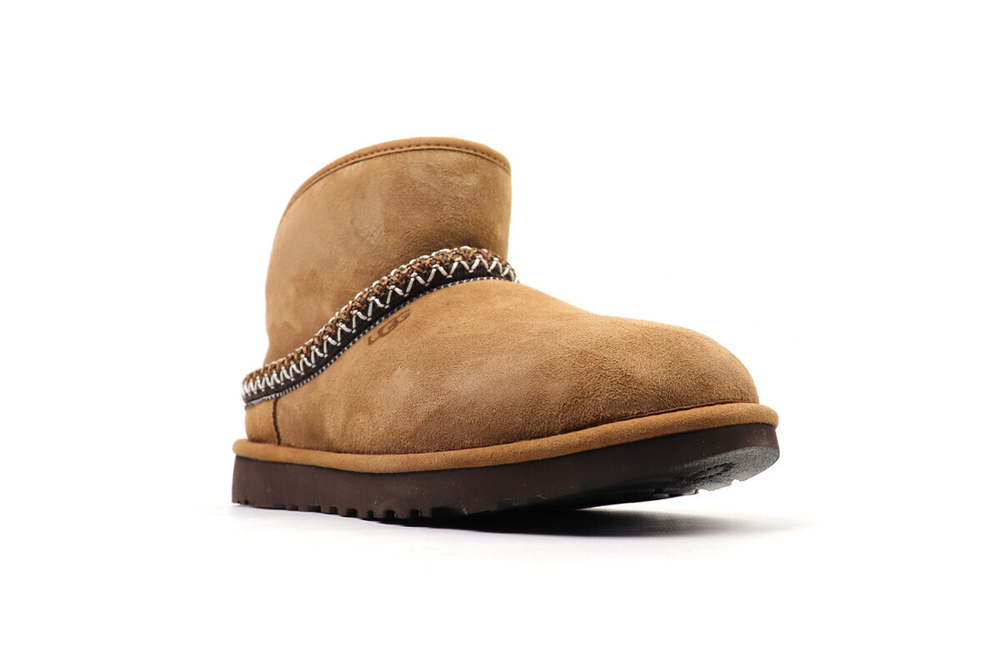UGG Classic Mini Cresent Chestnut