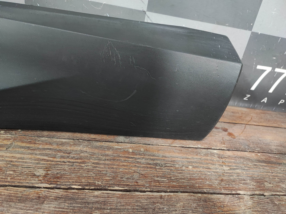 Накладка двери задней правой Hyundai Tucson 4 (NX4) 20-нв Б/У Оригинал 87732N9000