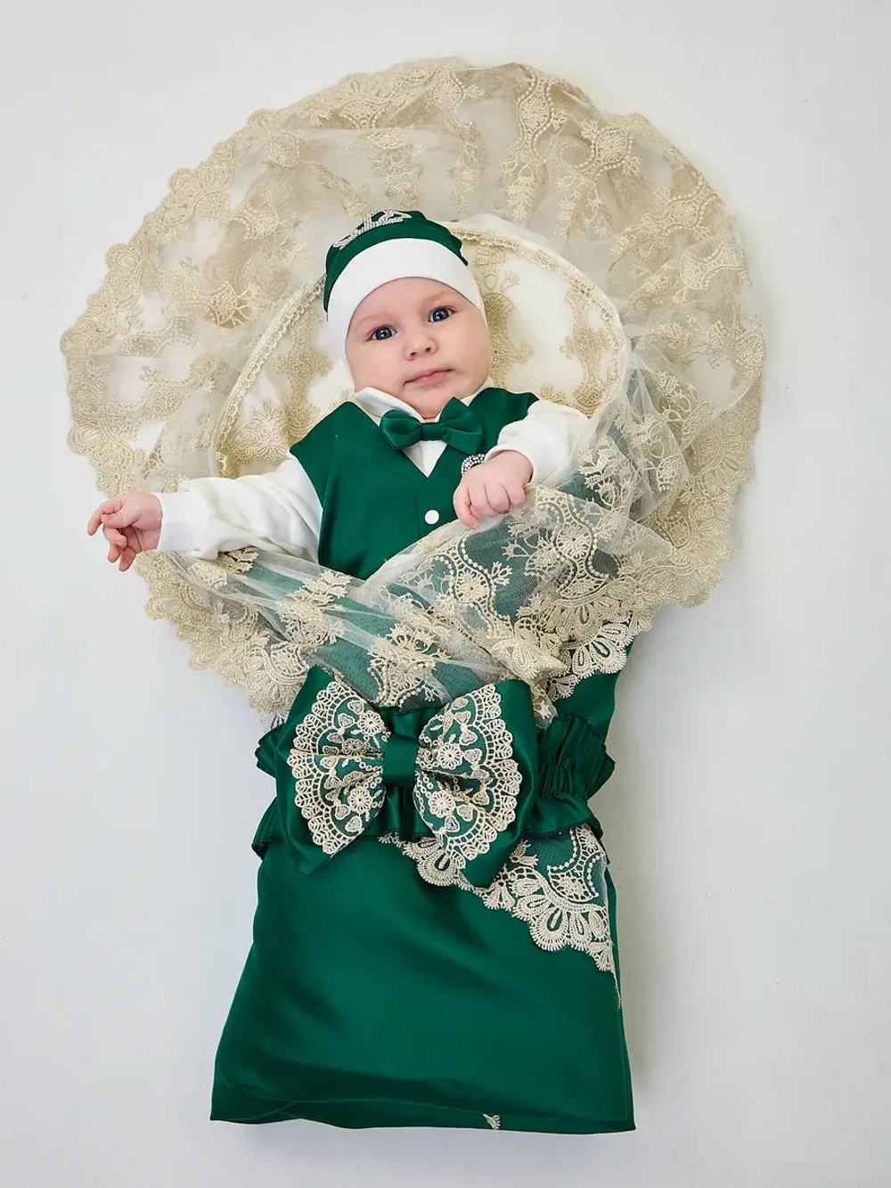 Конверт на выписку новорожденного