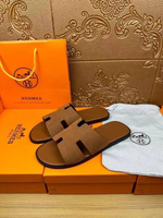 Шлёпанцы Hermes