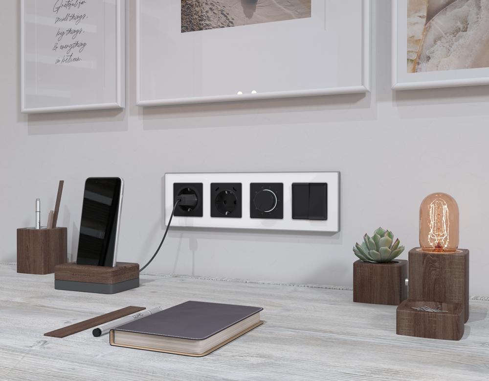 AP8057 Лицевая панель ALFA (Черный матовый) для терморегулятора теплого пола QUANT