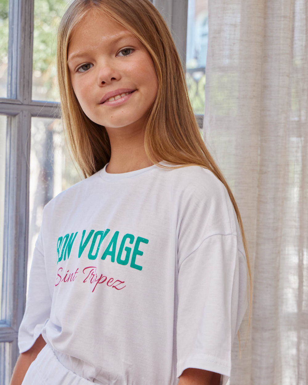 Футболка белая с принтом Bon Voyage
