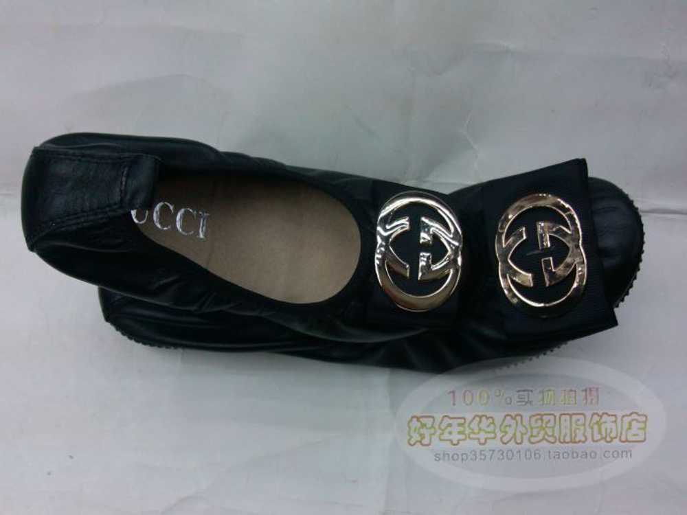 Балетки детские однотонные на резинке с металлической пряжкой