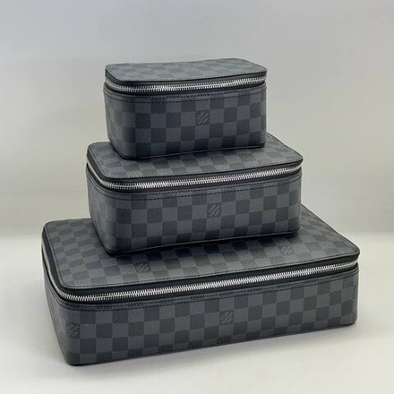 Косметичка Louis Vuitton L