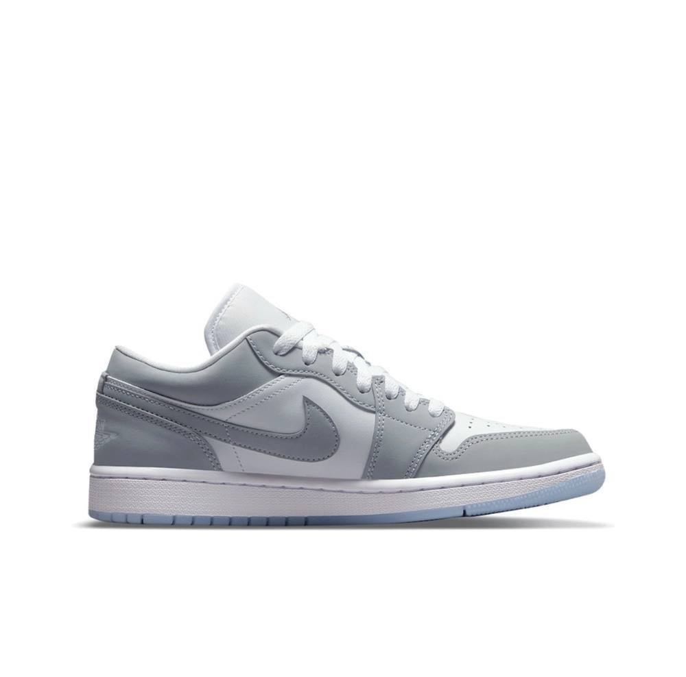 Jordan 1 Low WMNS "Wolf Grey"